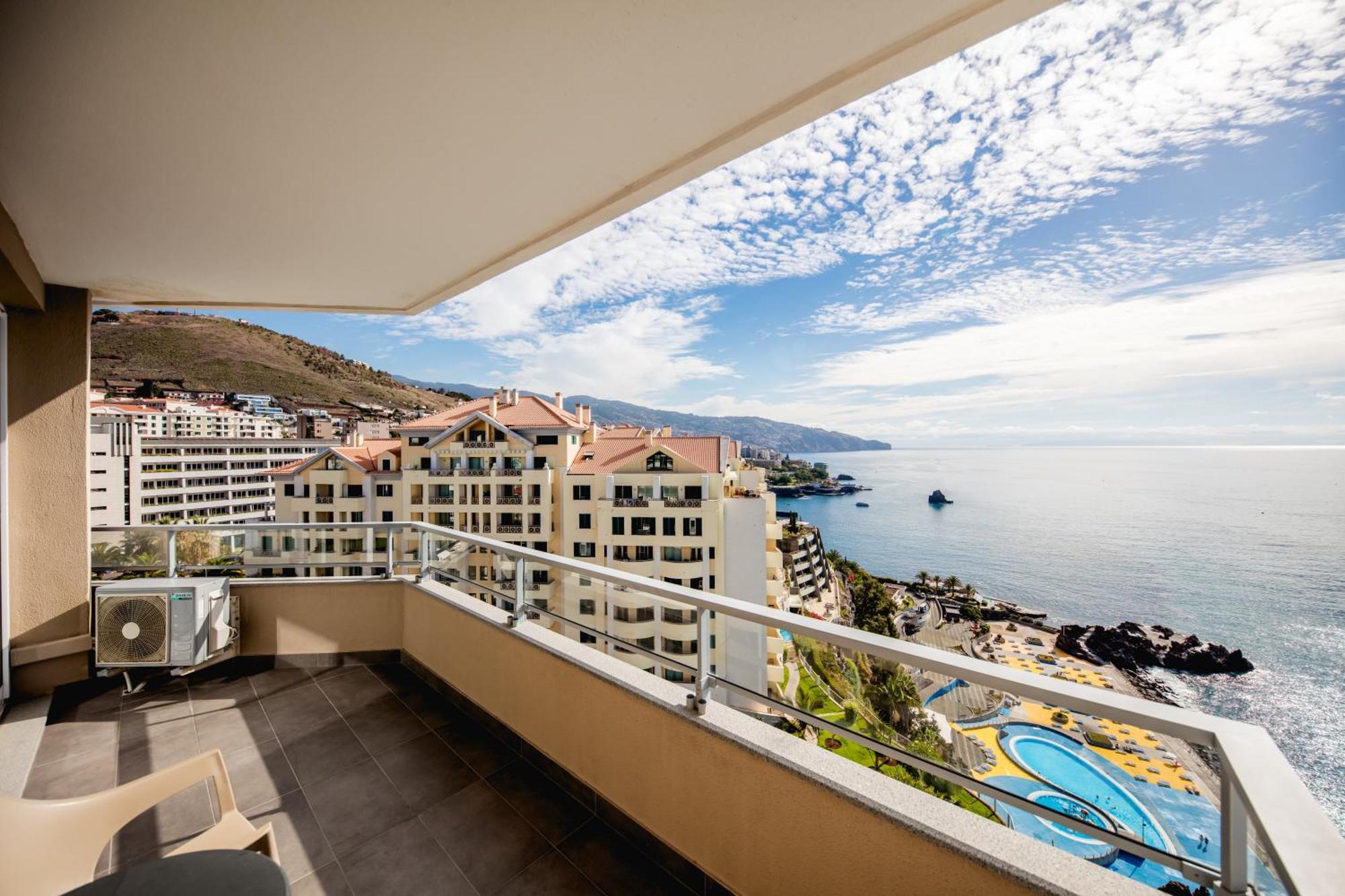 Duas Torres Aparthotel Funchal (Madeira)