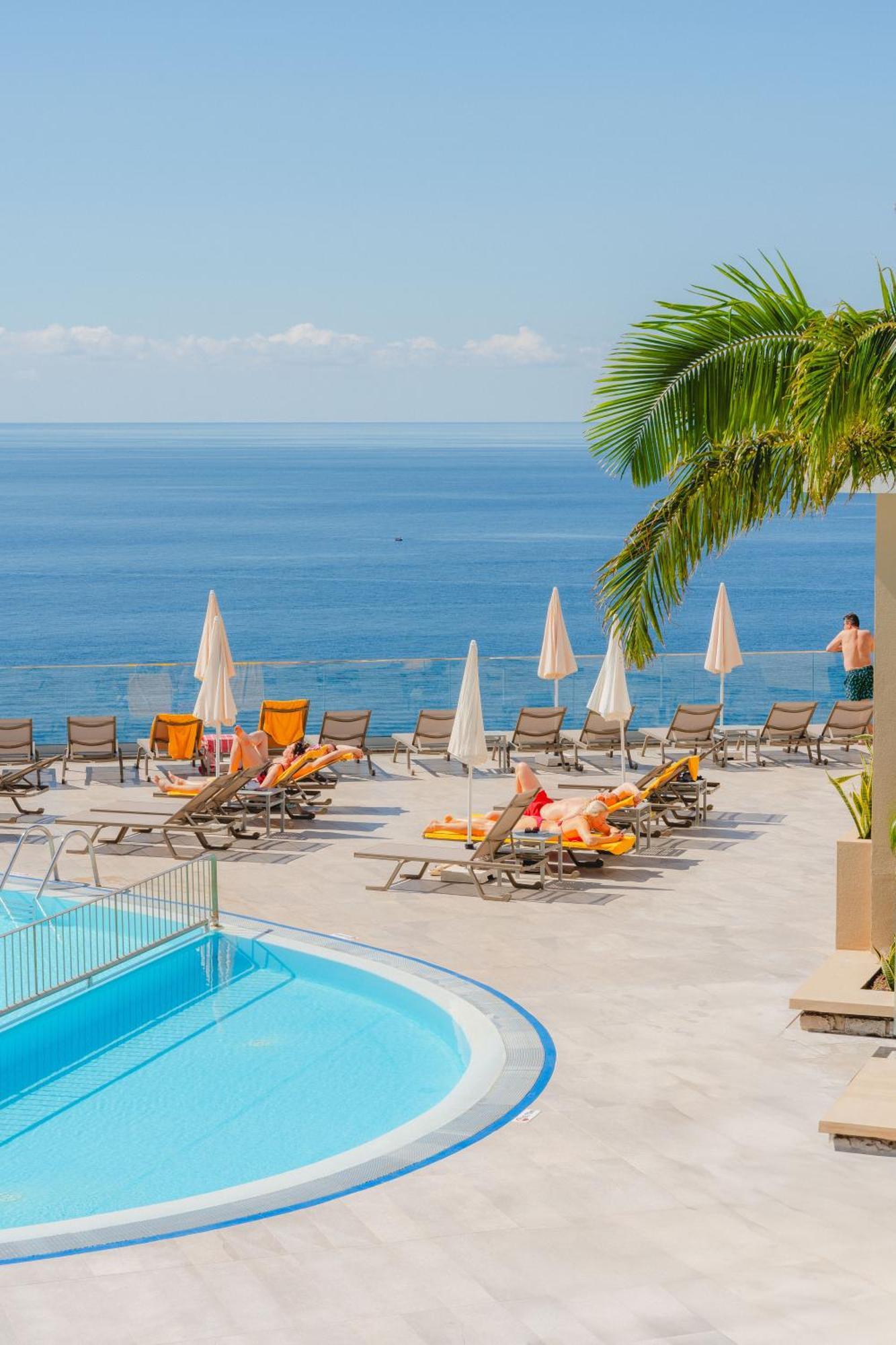 Duas Torres 4* Funchal (Madeira)