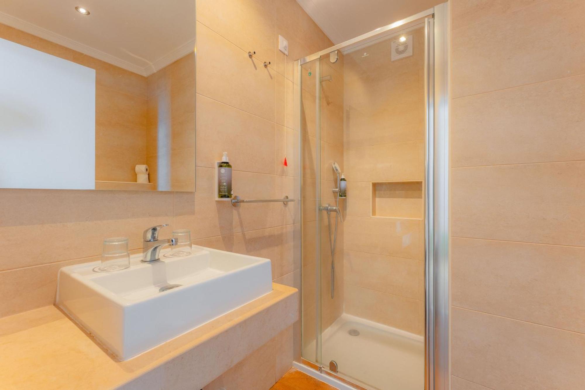 Duas Torres 4* Funchal (Madeira)